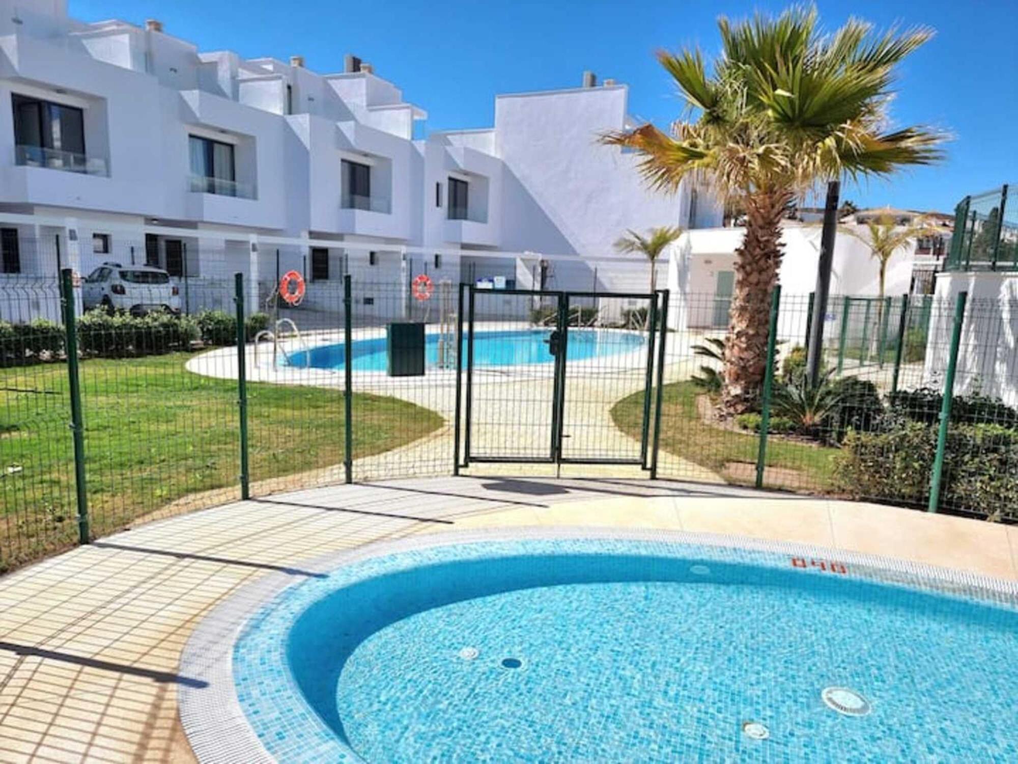 Fantastic Townhouse Near The * Malaga