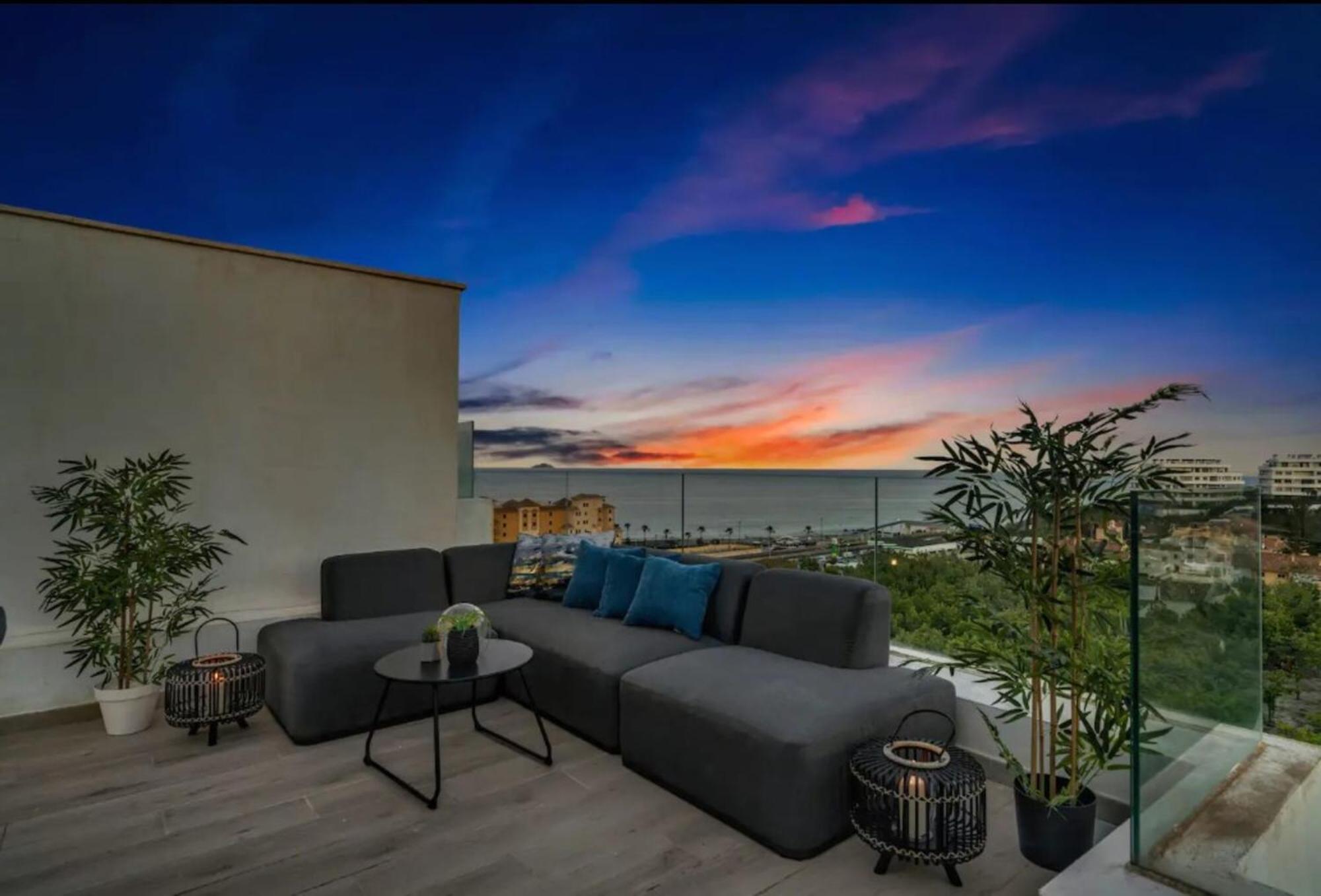 Holiday home Fantastic Townhouse Near The