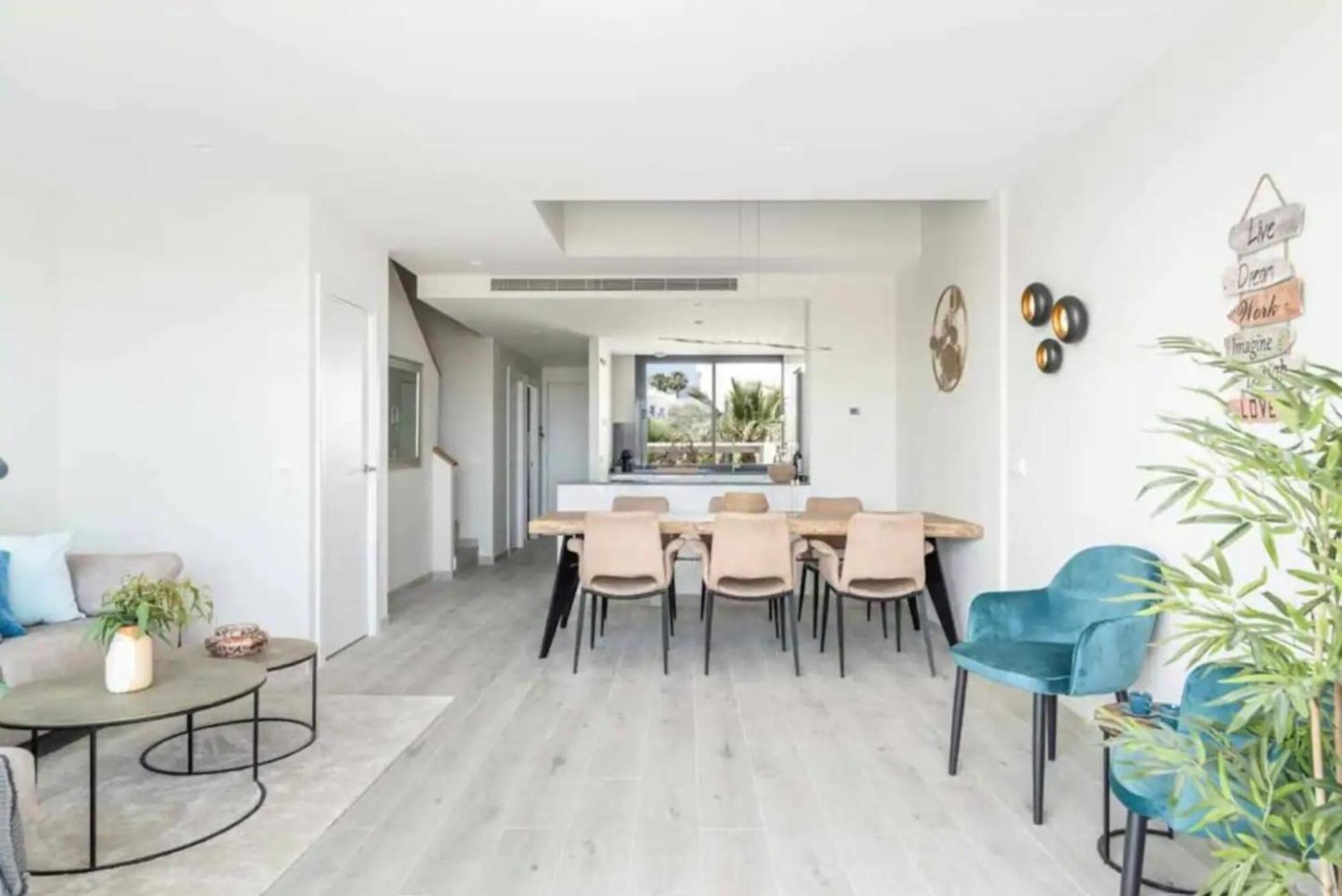 Fantastic Townhouse Near The * Malaga