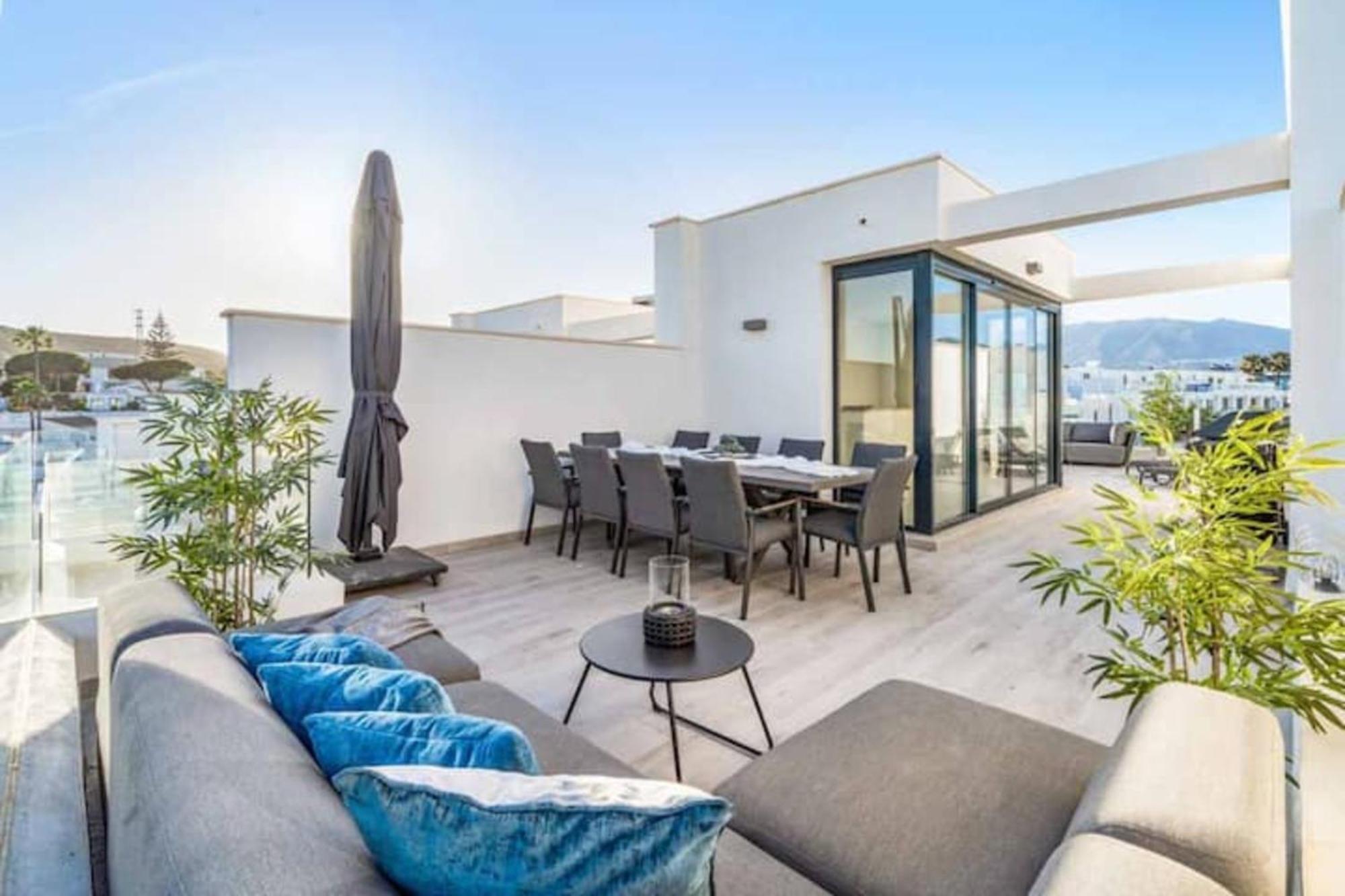 Fantastic Townhouse Near The Holiday home