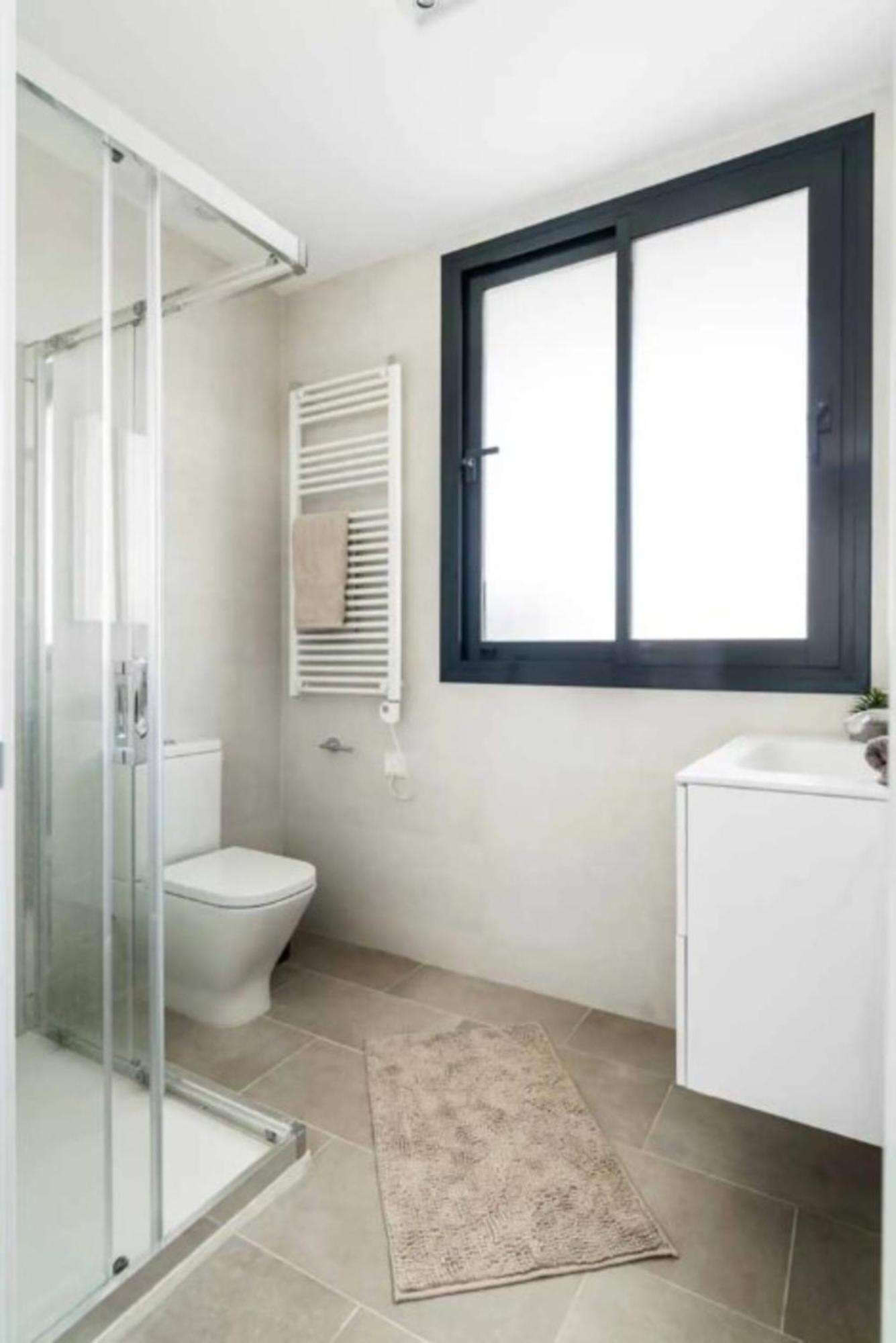 Fantastic Townhouse Near The Holiday home Malaga